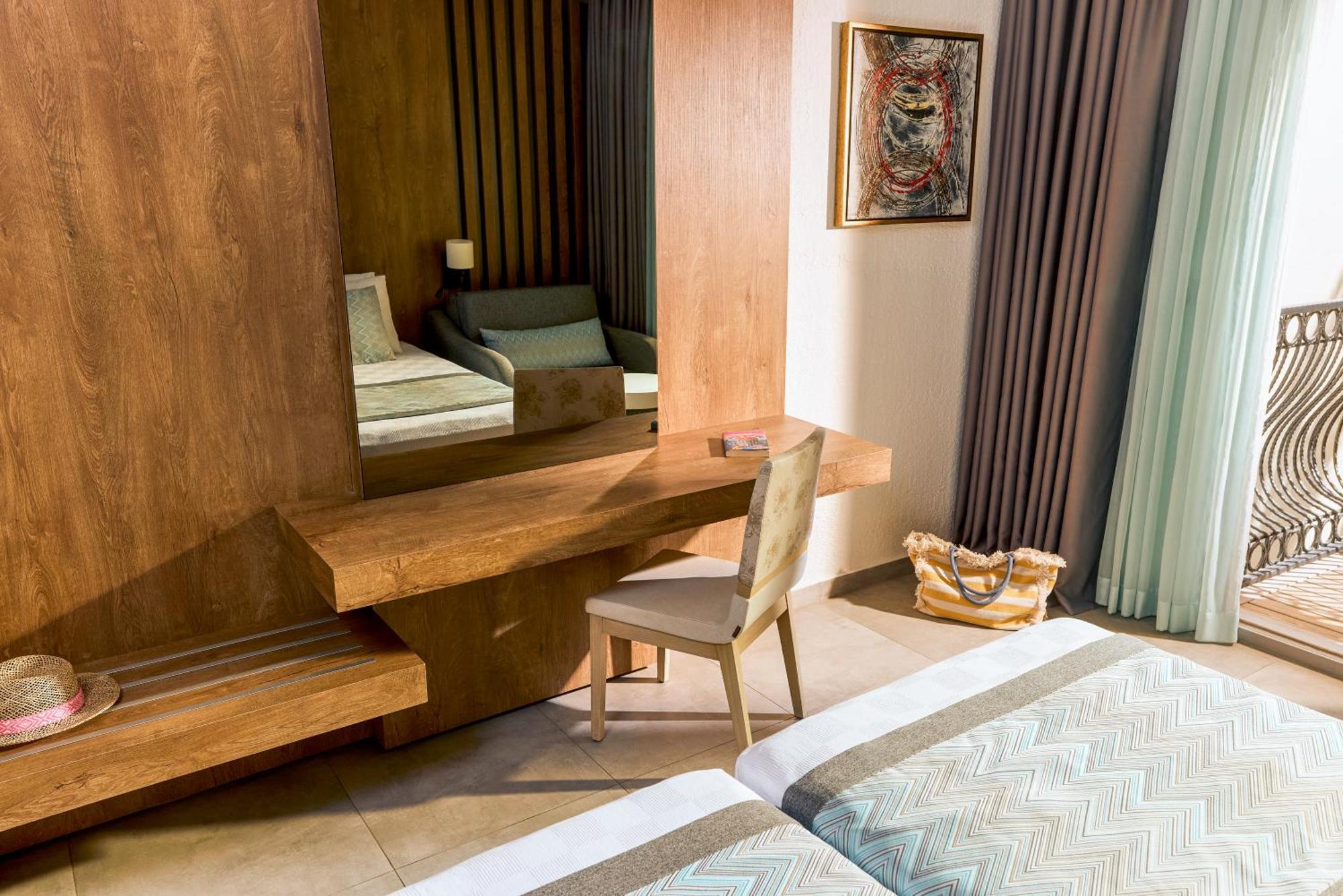 Tui Magic Life - Adults Only (16+) 5* בודרום
